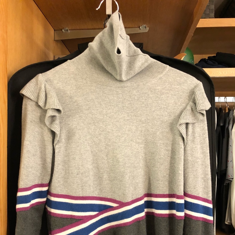 Hinge knitted top
